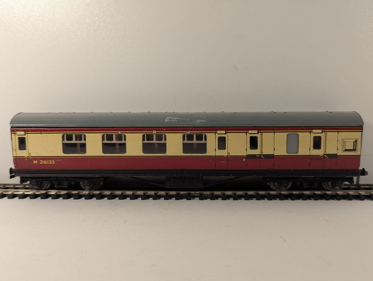 Hornby Dublo OO Gauge BR Corridor Brake Third Coach Passenger Coach M26133