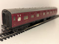 Hornby OO Gauge LMS Composite Coach Passenger Coach 2257 LMS Maroon