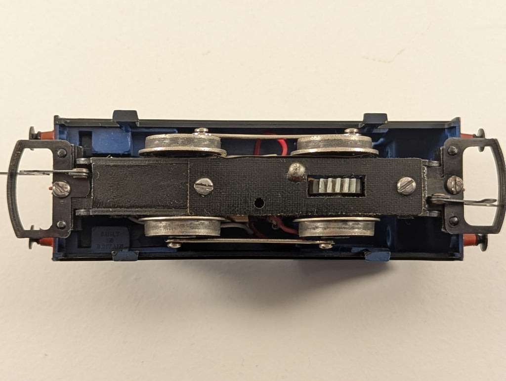 Hornby R255 OO Gauge 0-4-0 Industrial Tank Loco 7178