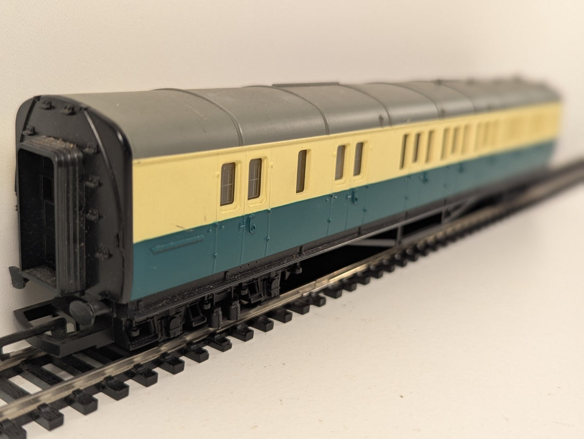 Hornby R.121 Thomas and friends LNER Brake Coach