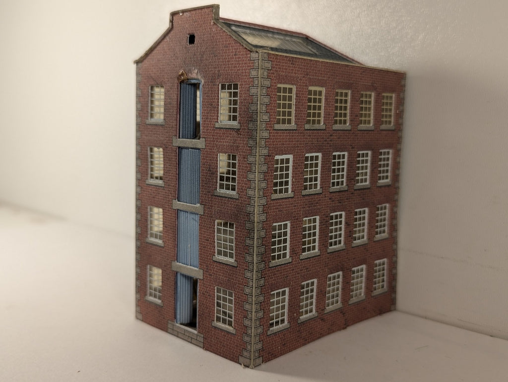 Metcalfe OO Gauge Small Factory / Warehouse Building Red Brick PO283