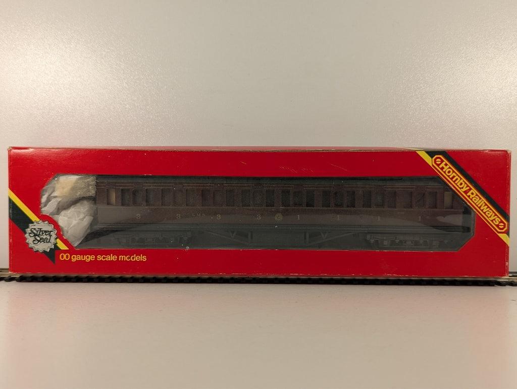 Hornby Railways R.936 LMS First & Third Composite Coach - Boxed (Wrong box)