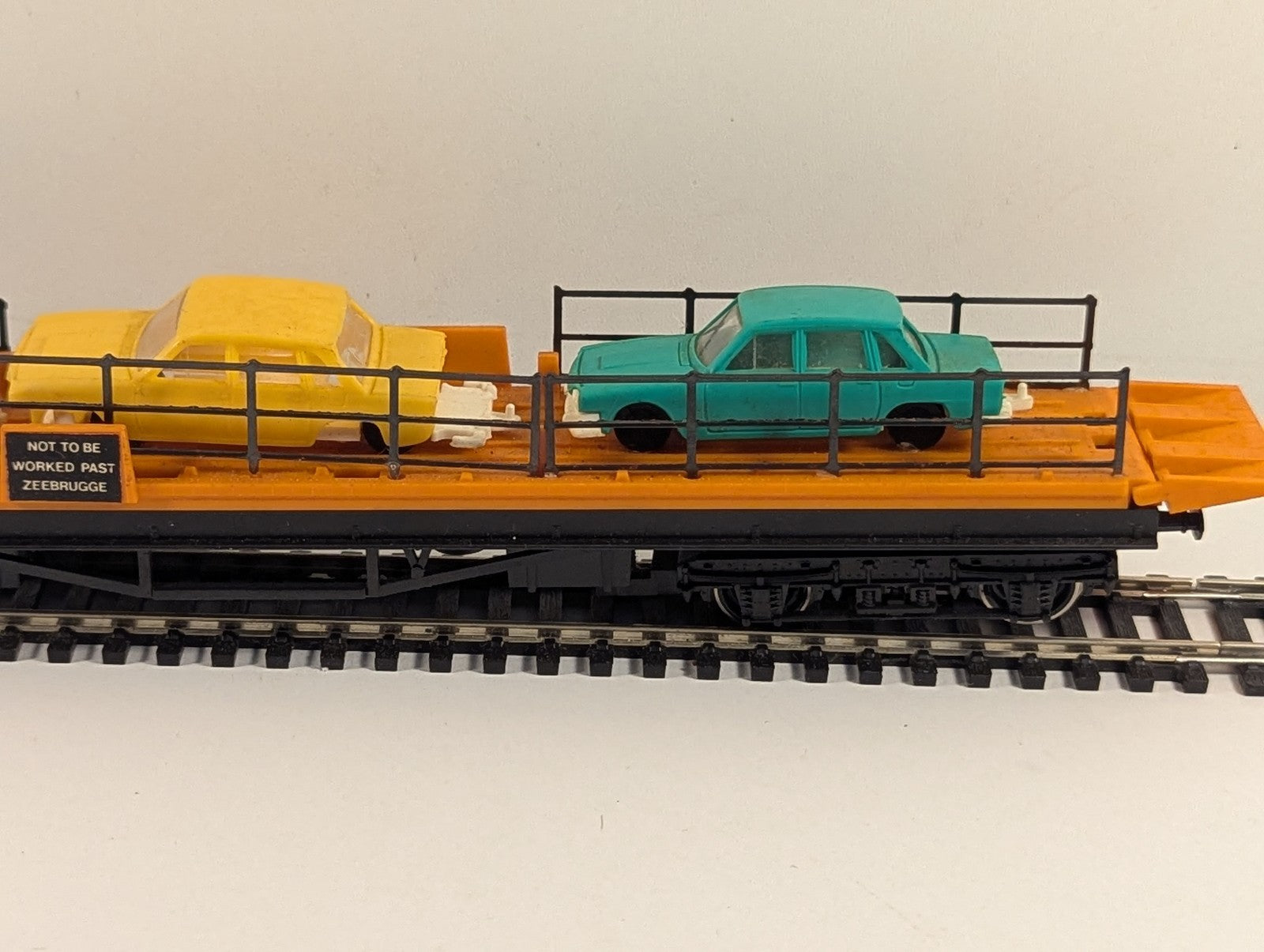 Hornby OO Gauge Zeebrugge Car Transporter Wagon Goods Wagon