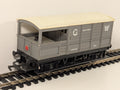 Hornby OO Gauge GWR 20-Ton “Toad” Brake Van No. 114925 – Saltney
