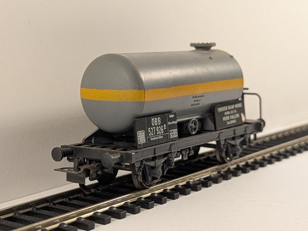 Liliput L224762 HO Gauge Austrian Federal Railways 4-Wheel Tank Wagon - Boxed