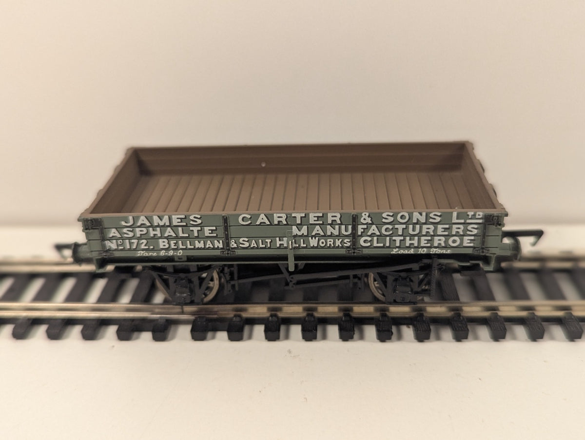 Mainline 937361 OO James Carter 3 Plank Wagon