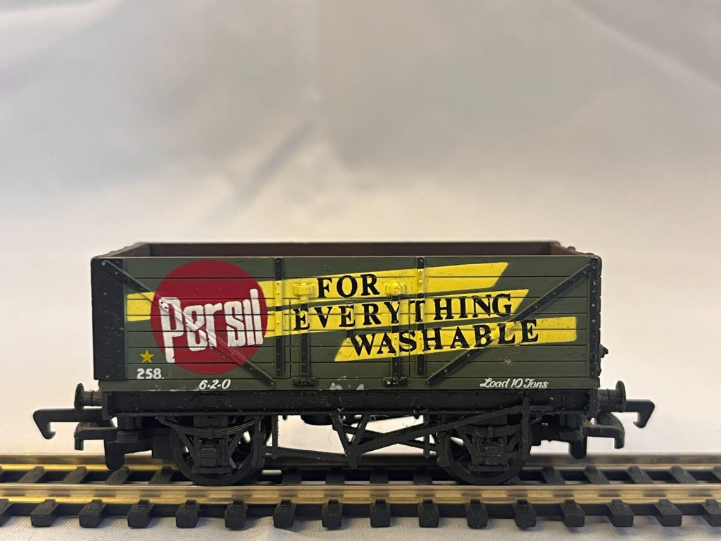 Mainline Railways OO Gauge Persil 7 Plank Wagon
