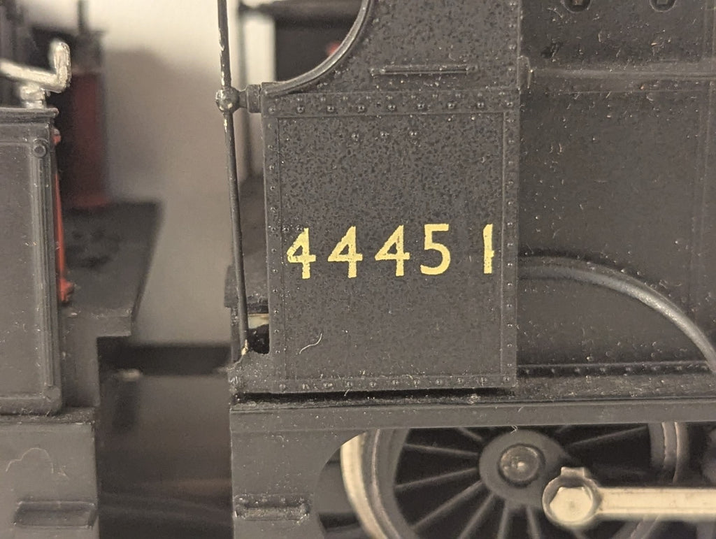 Airfix OO Gauge Fowler Class 4F 0-6-0 Steam Locomotive 44451 BR Black