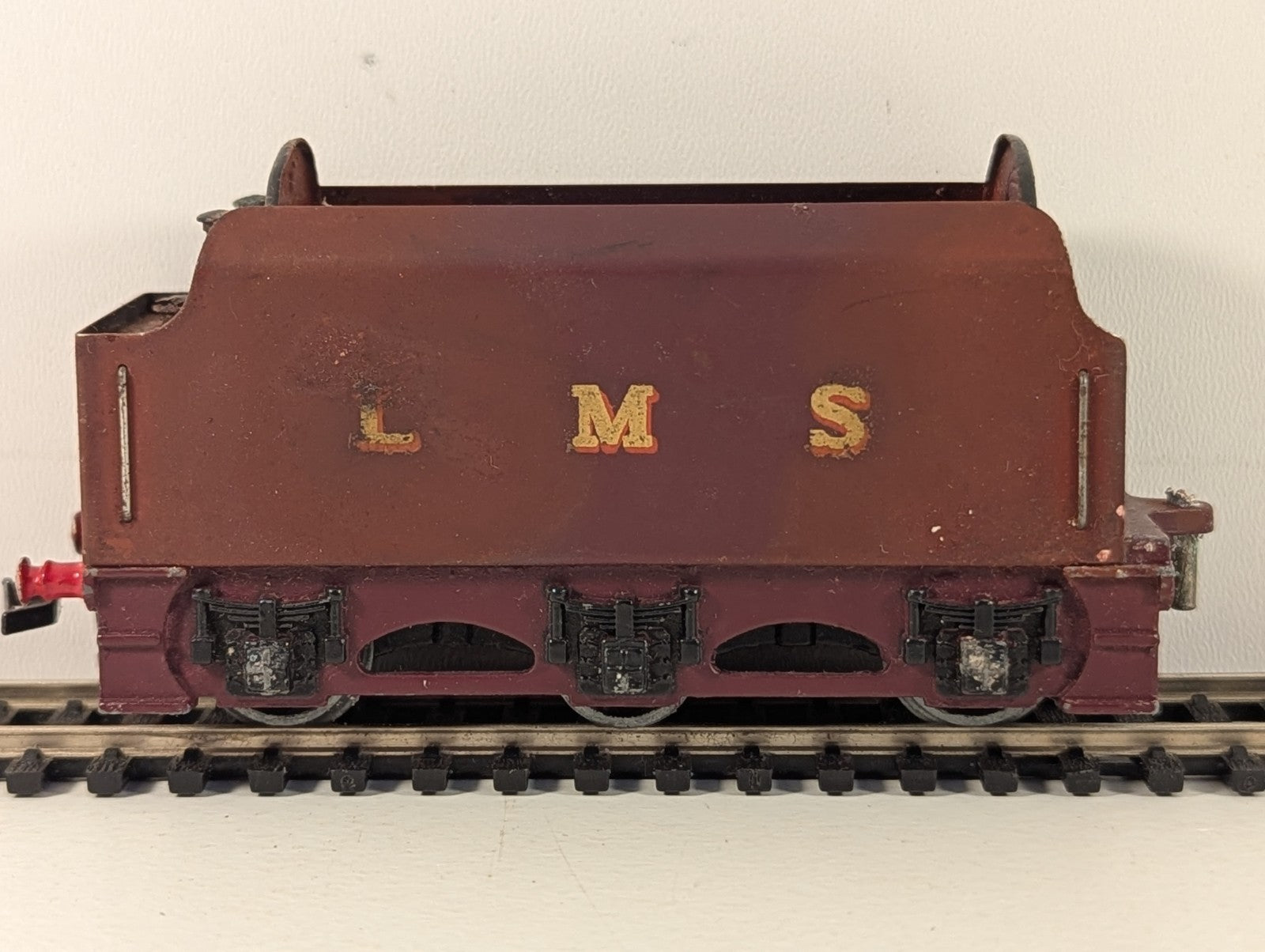 Hornby Dublo LMS Unlined Maroon Tender OO Gauge