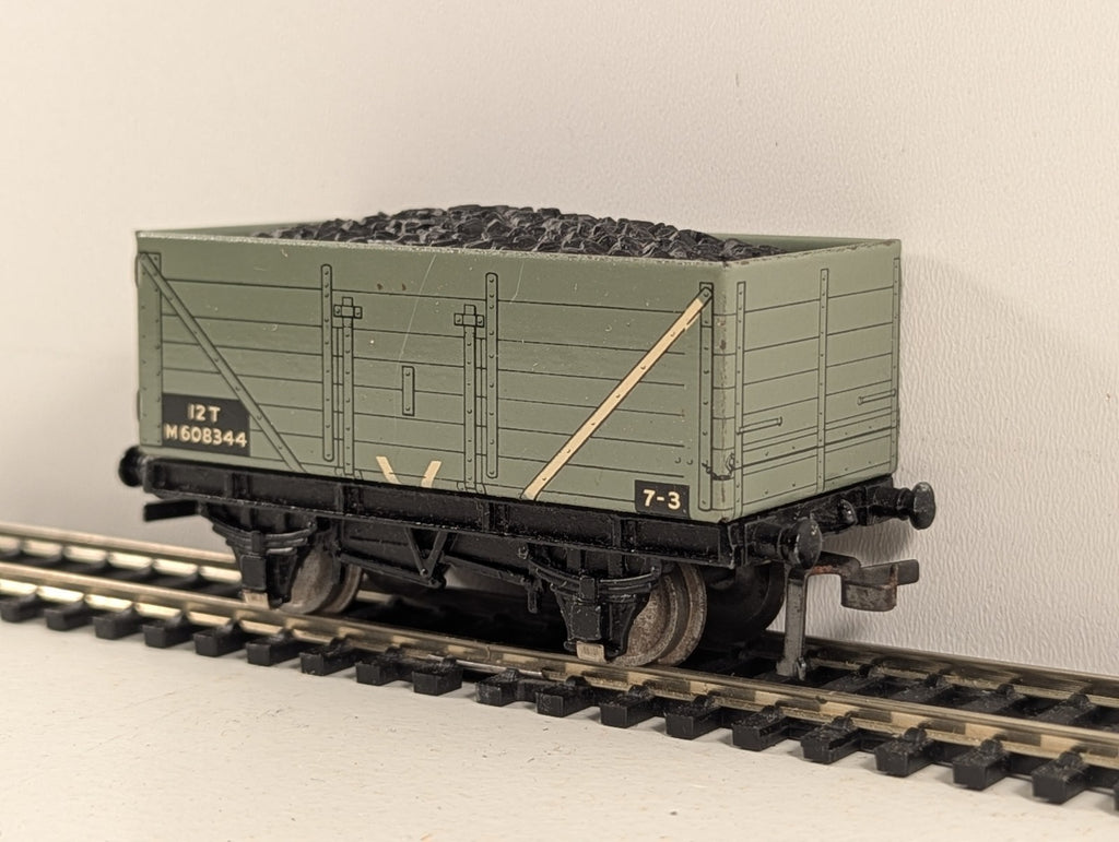 Hornby Dublo 32030 OO Gauge BR Grey High Sided Coal Wagon with coal load - Boxed