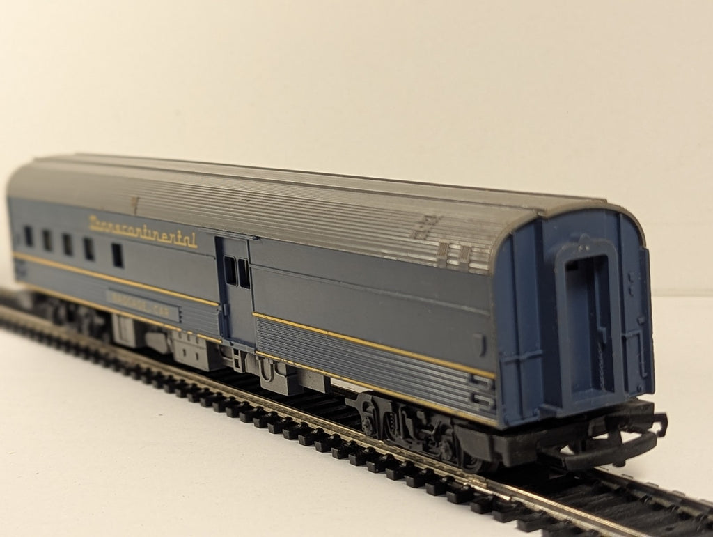 Tri-ang OO Gauge Transcontinental Baggage Car Passenger Coach