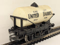 Hornby OO Gauge 6-Wheel Milk Tank Wagon Goods Wagon United Dairies R127