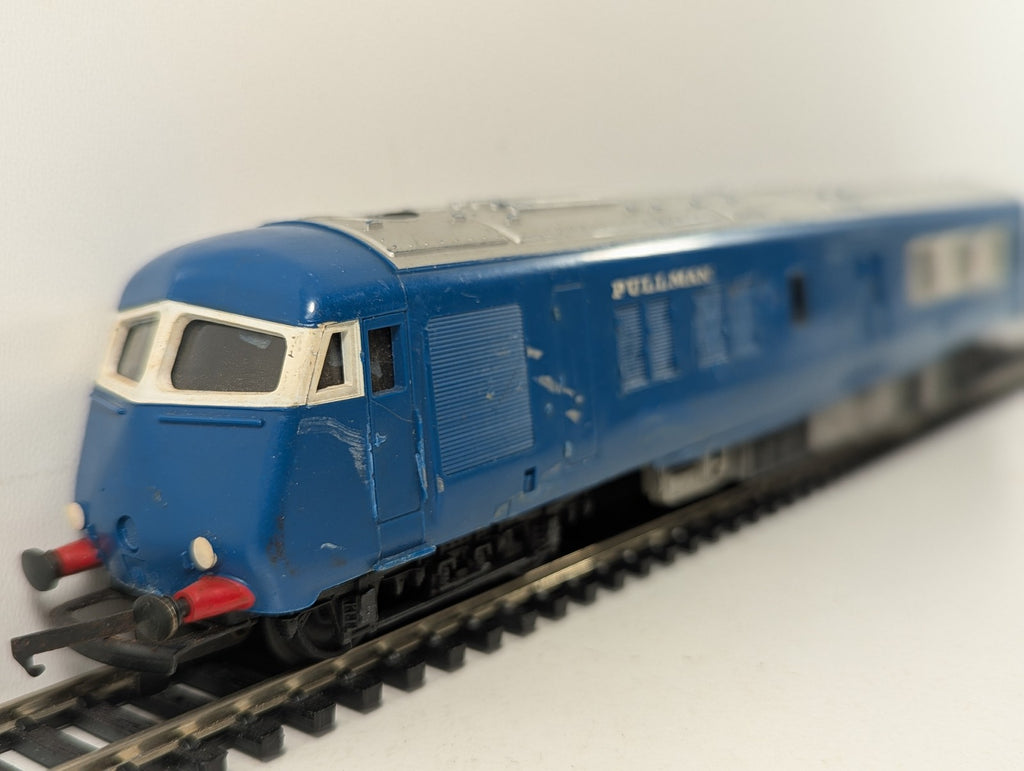 Tri-ang OO Gauge Blue Pullman Motor Coach Power Car W60097 Nanking Blue & White