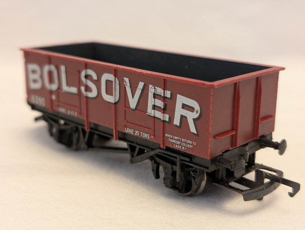 Hornby OO Gauge 20 Ton Steel Wagon Goods Wagon 6390 Bolsover Brown