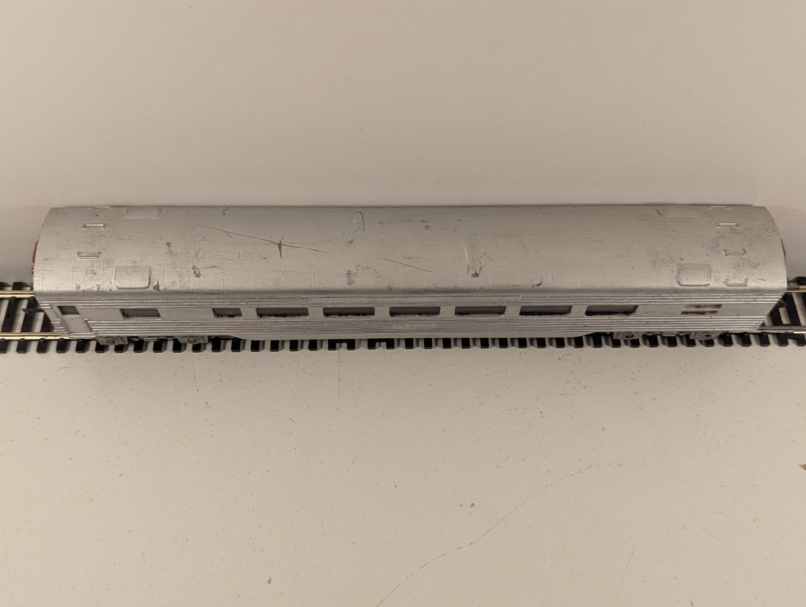 Tri-ang R24 OO Gauge Silver Transcontinental Passenger Car - repainted