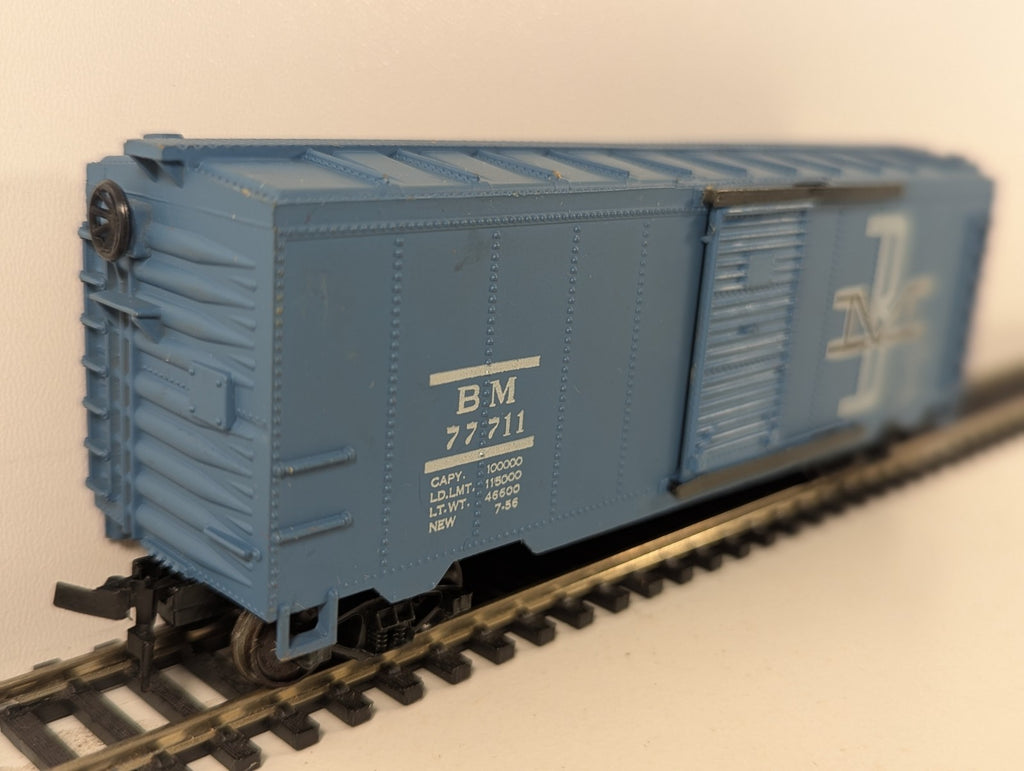 Tyco HO Gauge Boston & Maine 77711 Sliding Door Boxcar