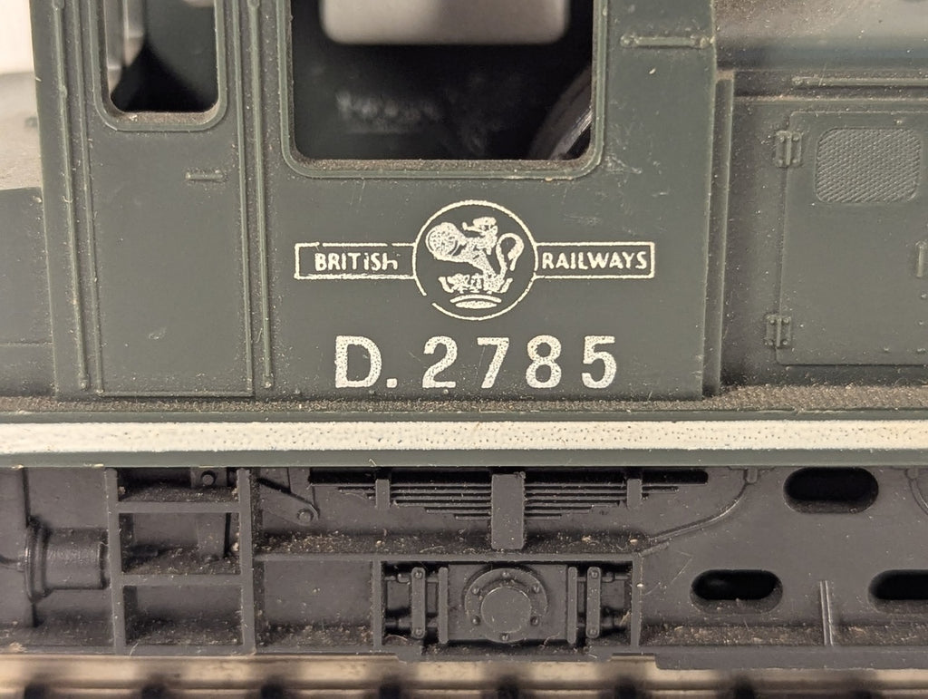 Lima OO Gauge Class 02 Diesel Shunter D2785 BR Green Spares or Repair