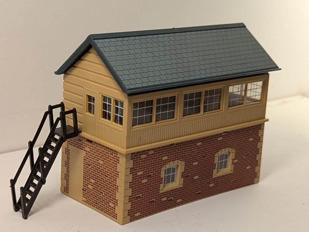 Hornby R503 OO Gauge Signal Box