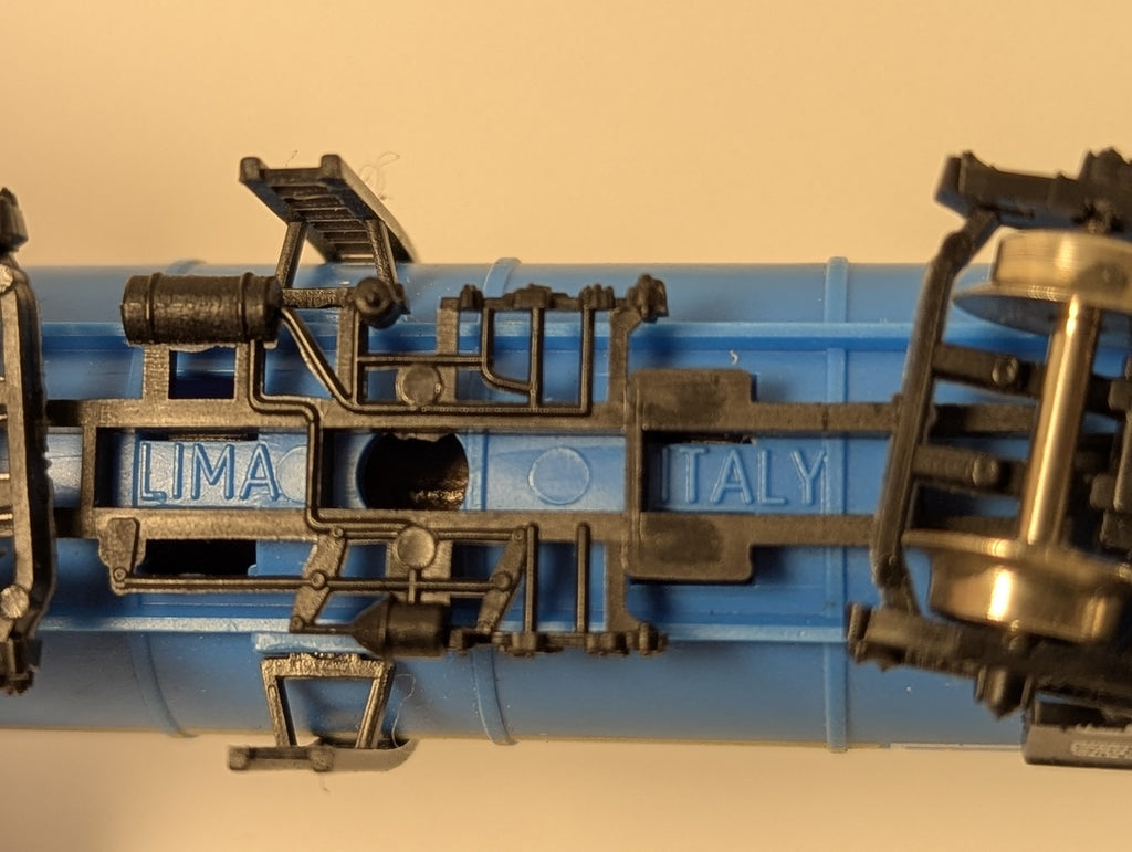 Lima N Gauge Milk Bogie Tank Wagon 152 D Milk Tank Wagon Blue Milk