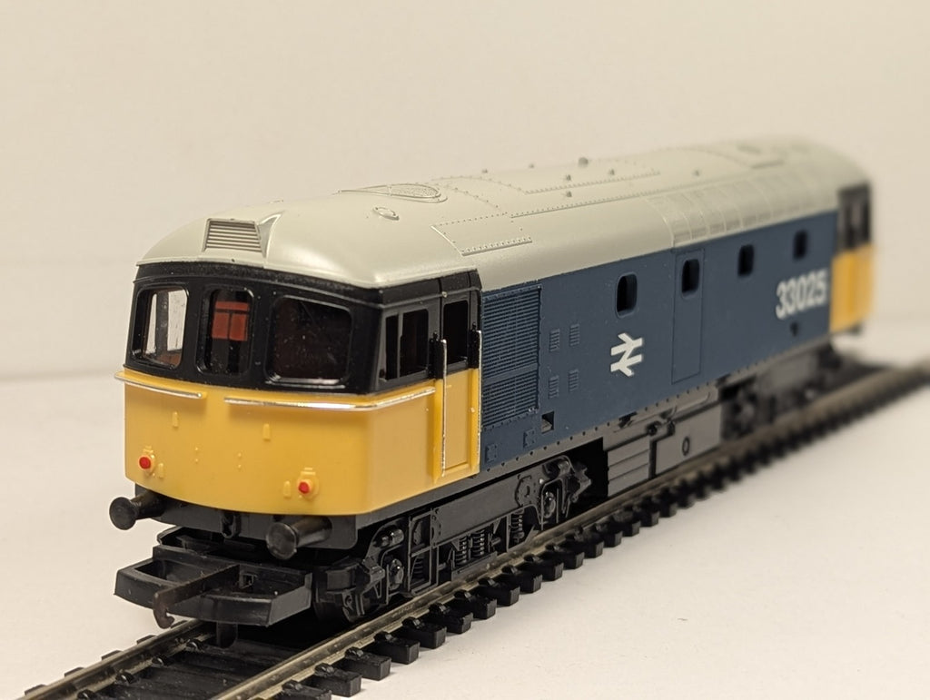 Lima OO Gauge Class 33 Diesel Locomotive 33025 BR Blue 205115 MWG