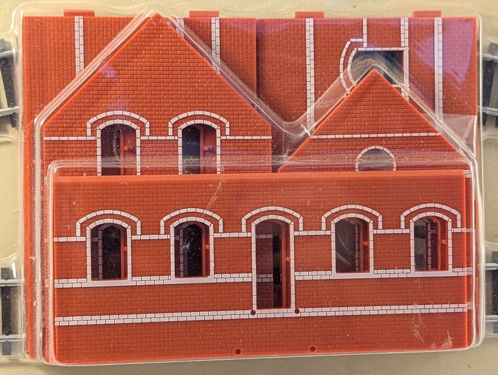 Hachette Partworks OO Gauge Brick Station Building Kit and Track Set