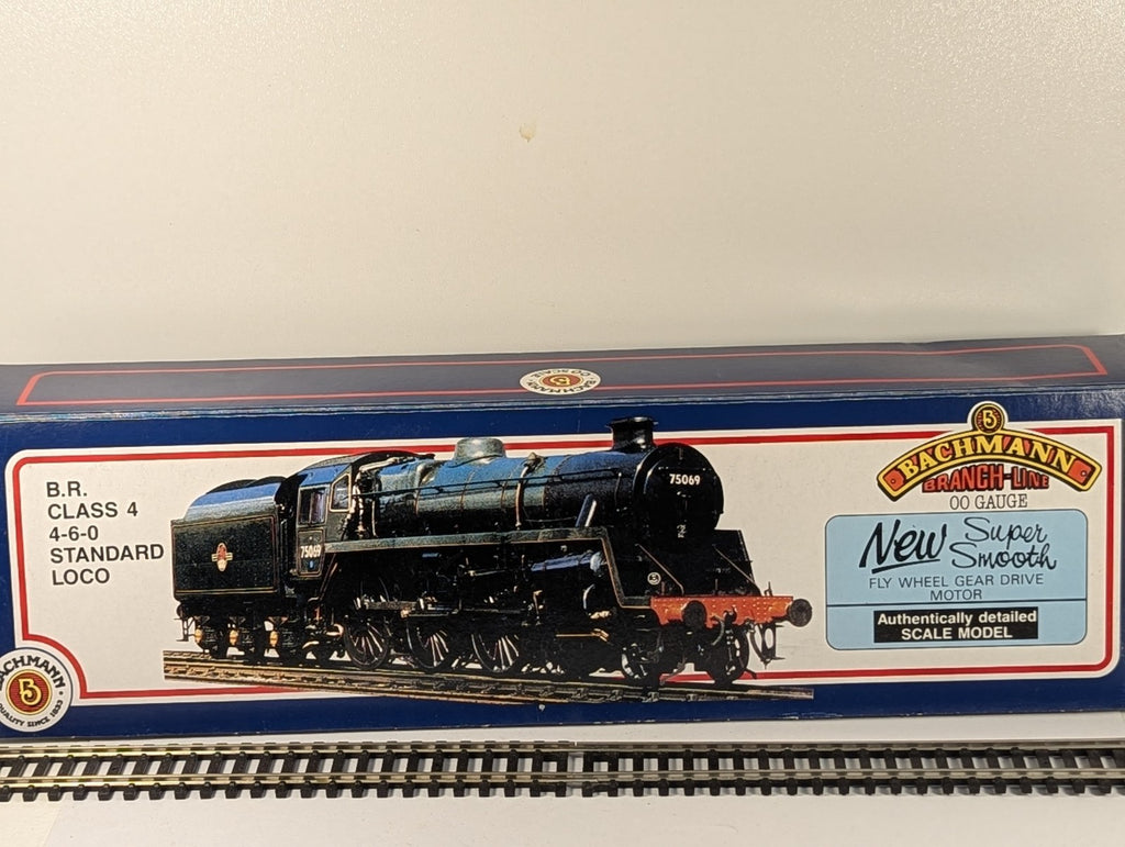 Bachmann Branchline 31-106 OO Gauge BR Standard Class 4MT 4-6-0