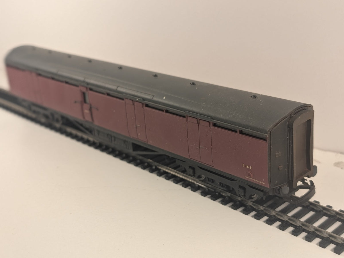 Bachmann 34-653 63ft Thompson BG Full Brake in Crimson