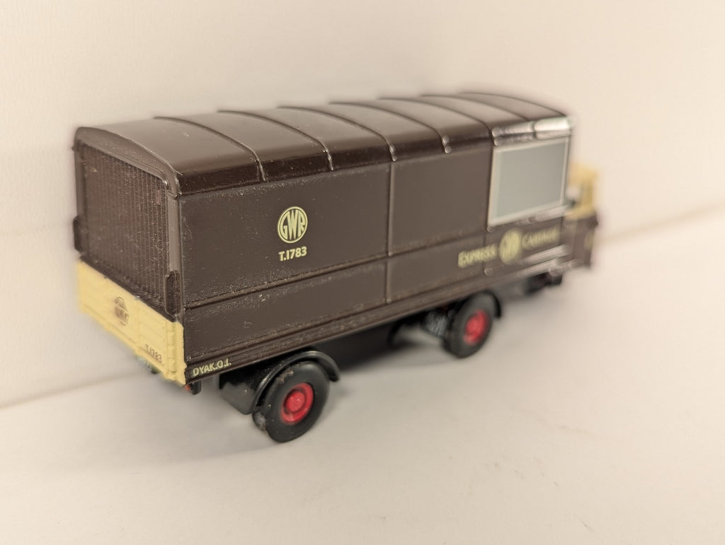 Oxford Diecast 1:76 Scale (OO Gauge) Scammell Mechanical Horse Box Trailer