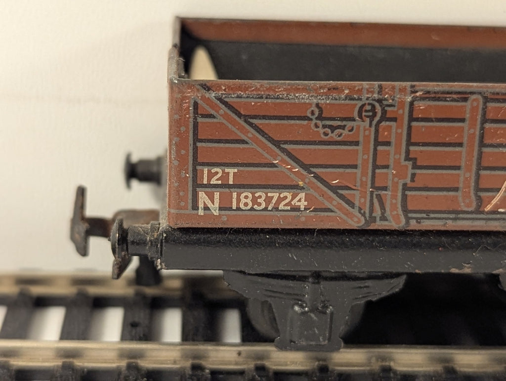 Trix Twin Railway OO Gauge 12T Open Wagon Goods Wagon N 183724 LNER Brown