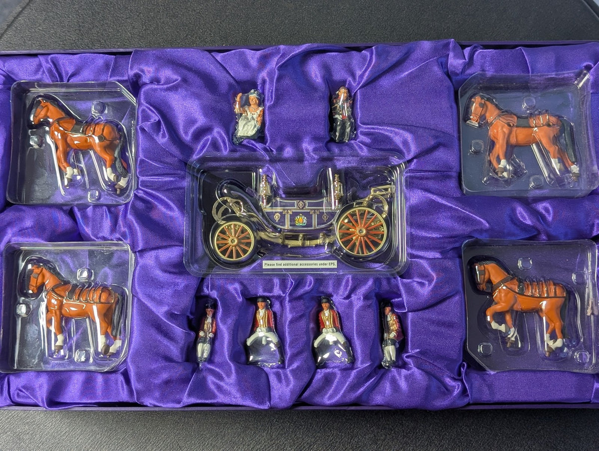 Corgi Queen Elizabeth II Golden Jubilee 1952-2002 State Coach Set