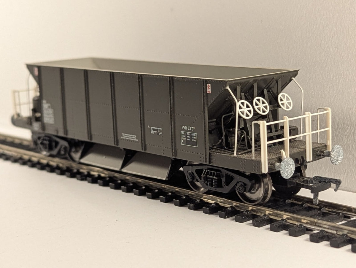 Bachmann OO Gauge YGH Sealion Bogie Ballast Hopper Wagon Goods Wagon DB982637
