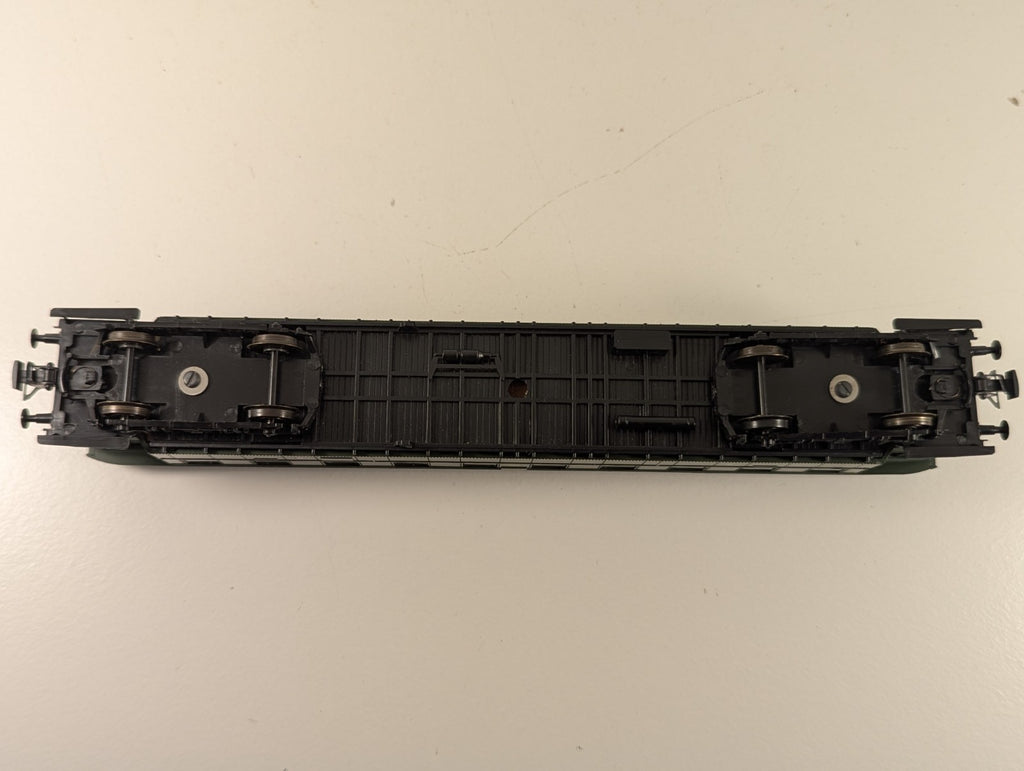 Liliput HO Gauge Deutsche Bundesbahn Passenger Coach
