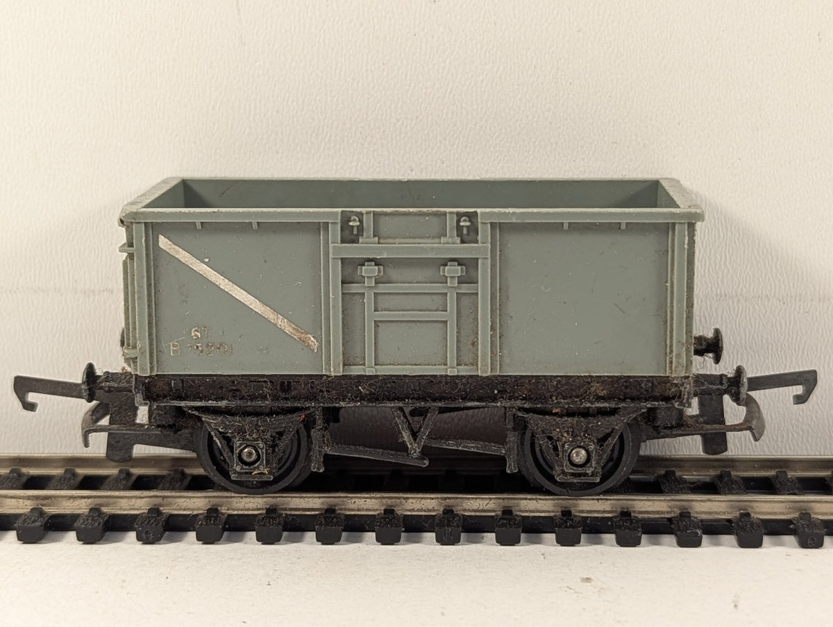 Tri-ang OO Gauge 16-Ton Mineral Wagon Goods Wagon B75201 BR Grey R.124
