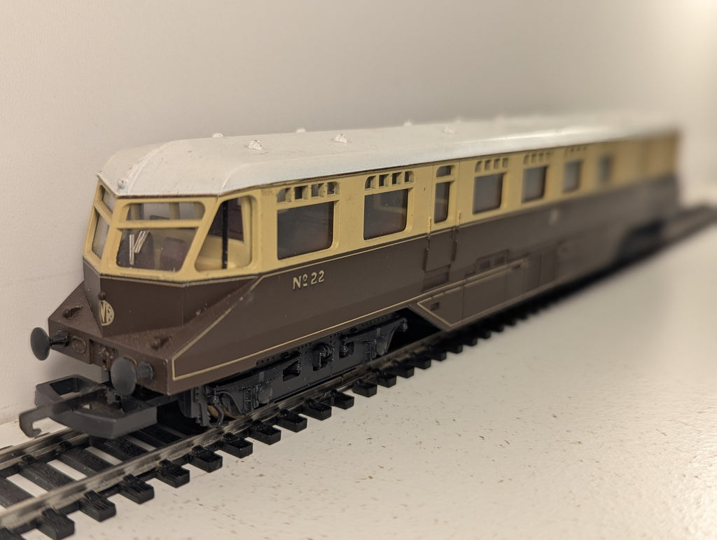 Lima OO Gauge GWR Passenger Railcar No. 22 Diesel Railcar GWR Chocolate & Cream
