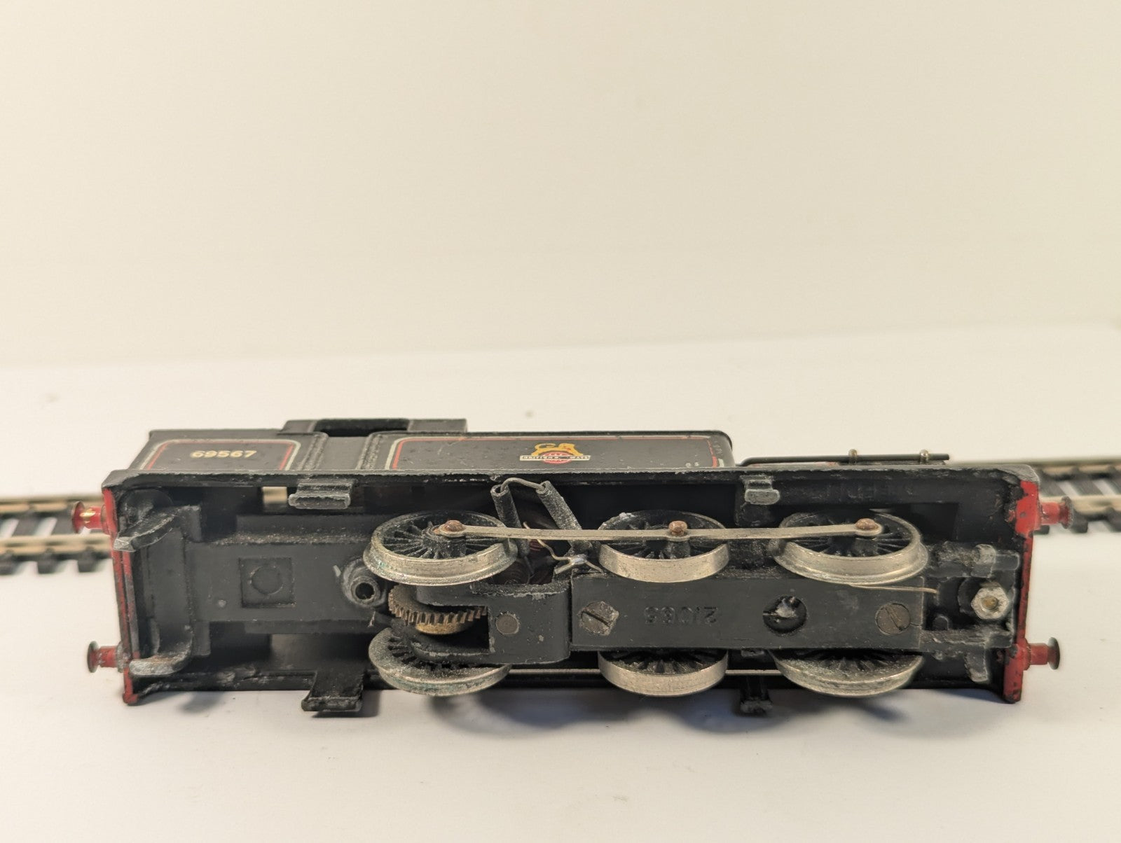 Hornby Dublo EDL7 OO Gauge BR Gloss Black N2 Class 69567 3 Rail (NON-RUNNER)