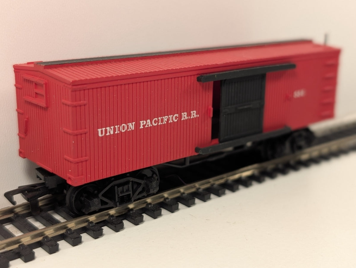 Airfix HO Union Pacific Box Car Wagon