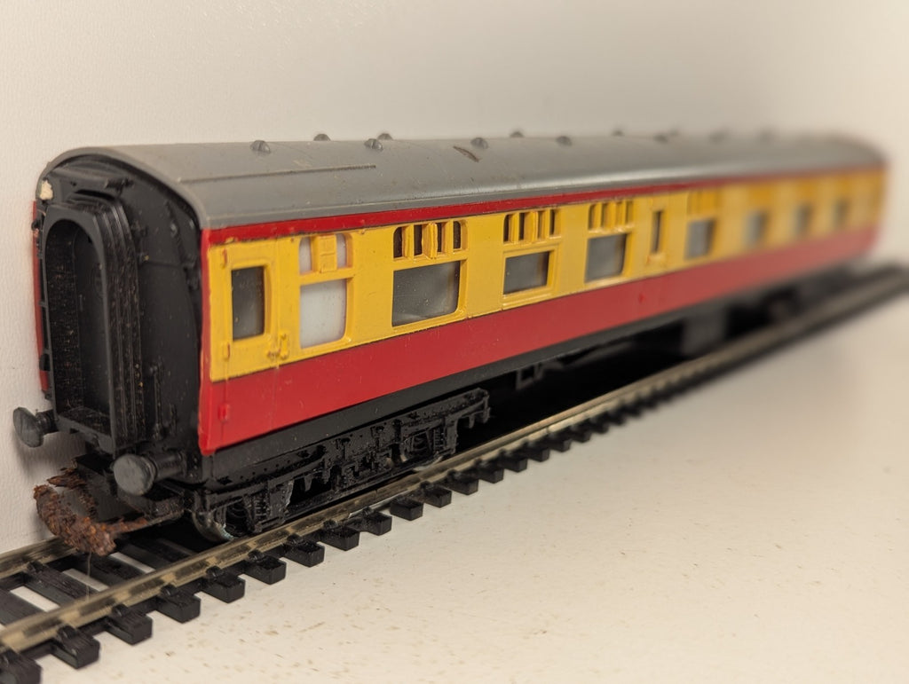 Hornby OO Gauge BR Gresley Composite Coach Passenger Coach 15210