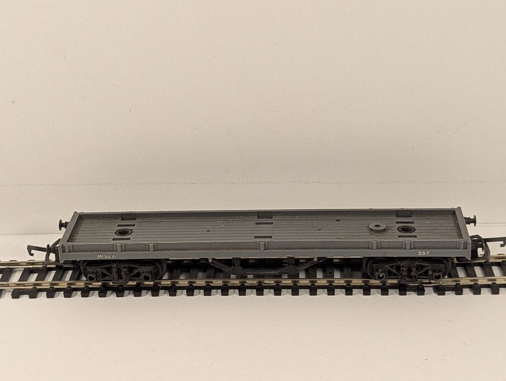 Tri-ang OO Gauge Bogey Flat Wagon Wagons M13071 BR Grey R.212