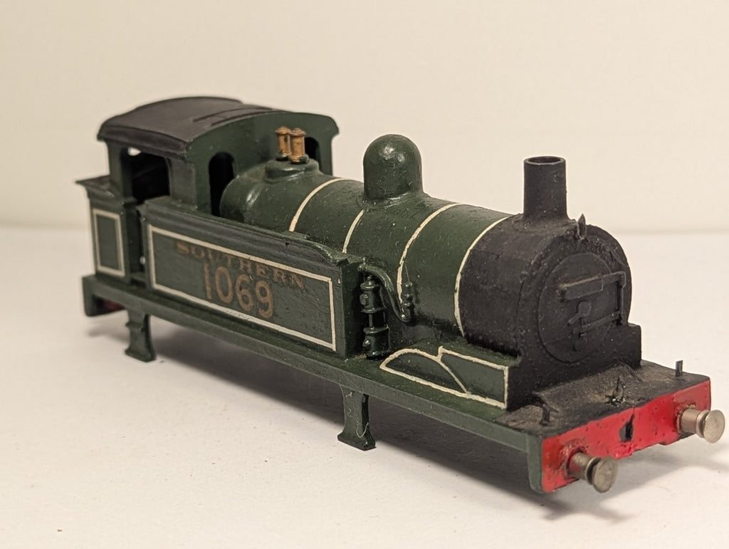 OO Gauge Class R1 0-6-0T Body Shell – Repainted