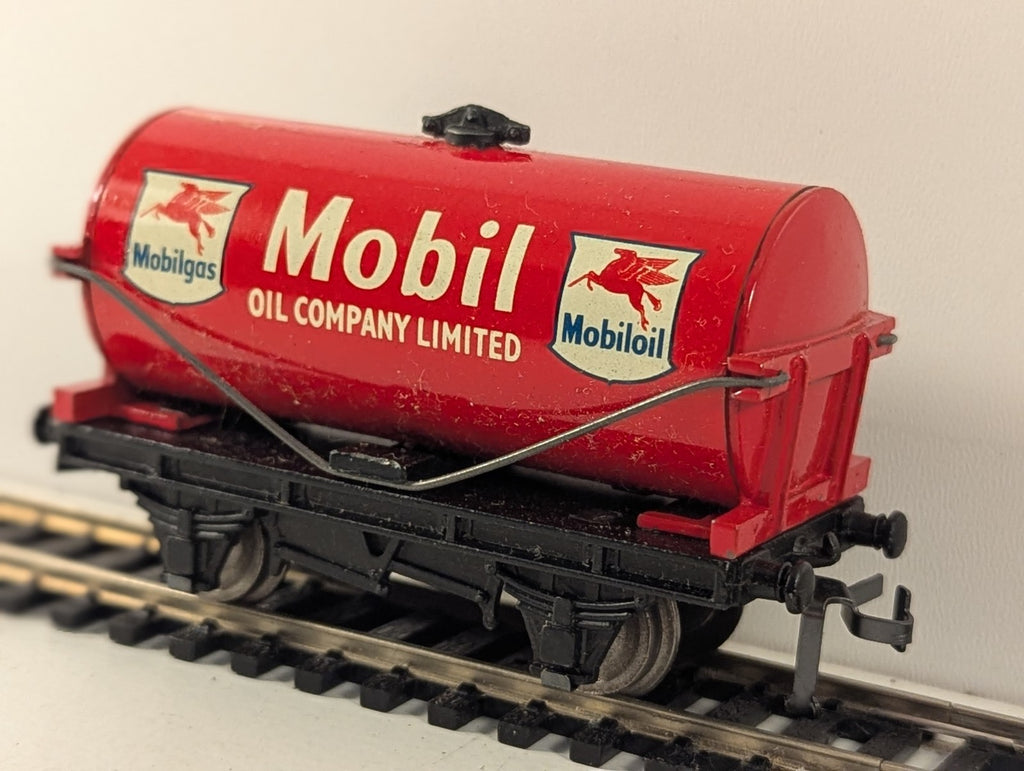 Hornby-Dublo 32084 OO Gauge Mobil Tank Wagon - Boxed