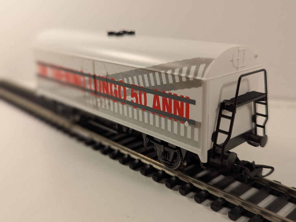 Rivarossi HO Scale 2-Axle Refrigerator Wagon