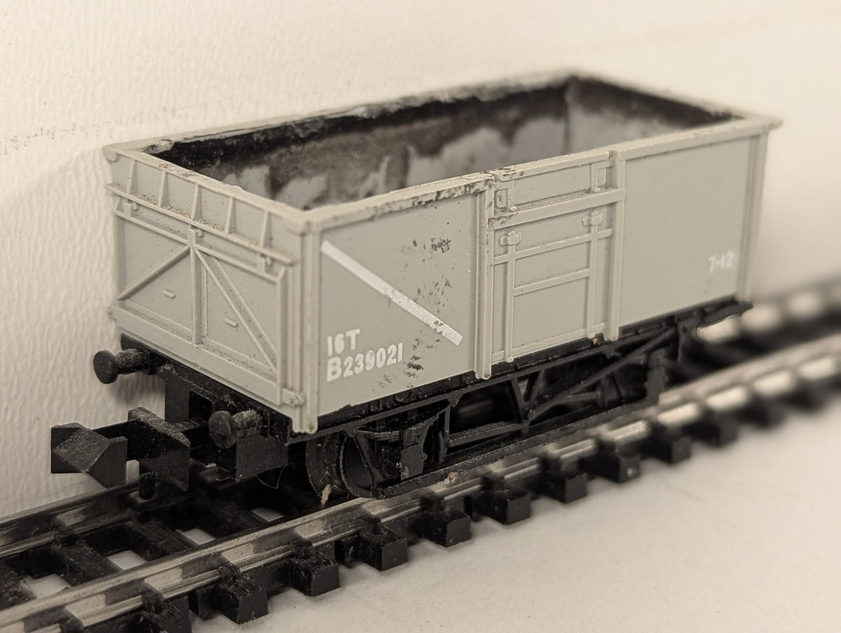 Minitrix N Gauge 16 Ton Mineral Wagon Goods Wagon B239021 BR Grey