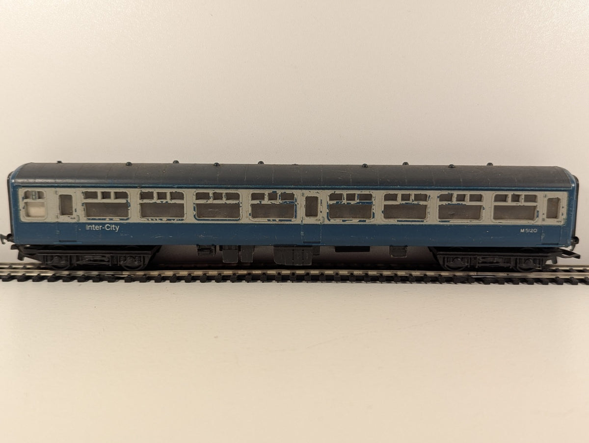 Hornby R724 OO Gauge BR Mk2 Standard Open Coach M5120