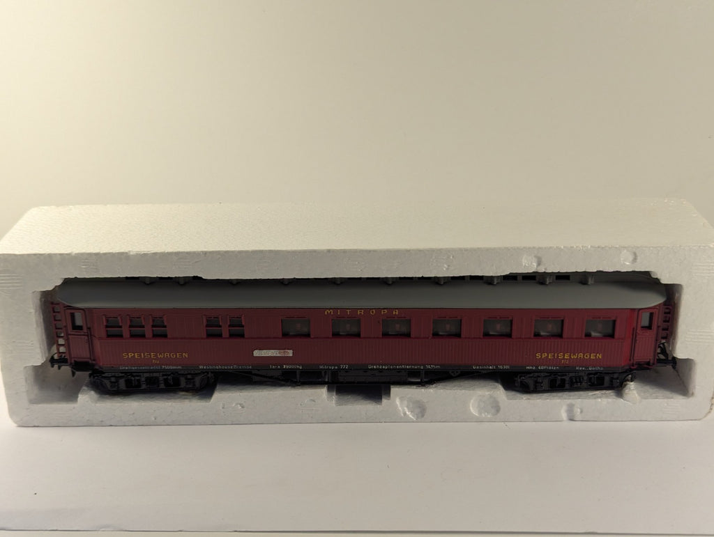 VEB Modellbahnwagen Dresden 426/874 HO Gauge MITROPA Dining Car