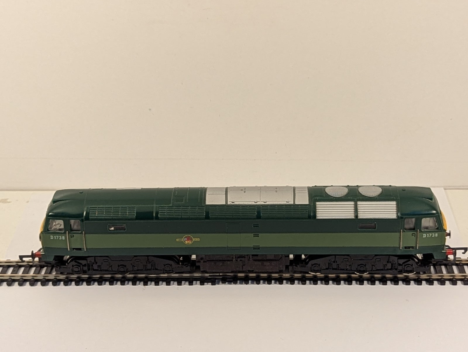 Hornby R863 BR Class 47 D1738 Diesel Locomotive OO Gauge - Boxed