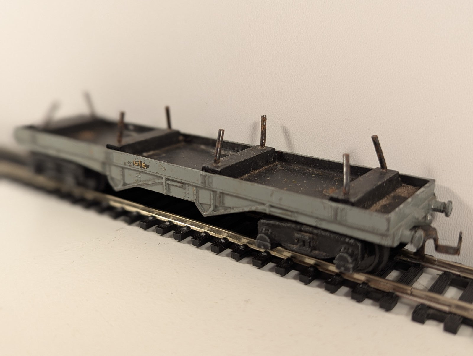 Hornby Dublo OO Gauge Bogie Bolster Wagon