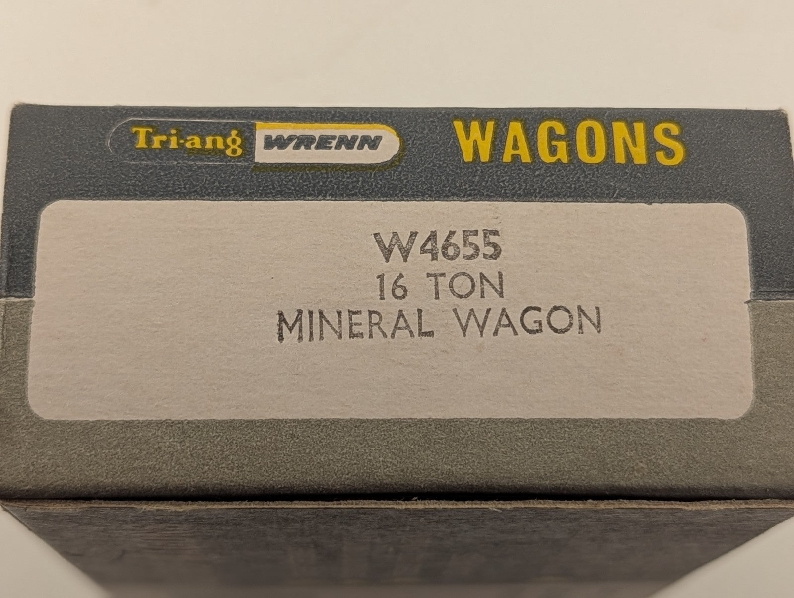 Tri-ang Wrenn W4655 OO Gauge 16T Mineral Wagon