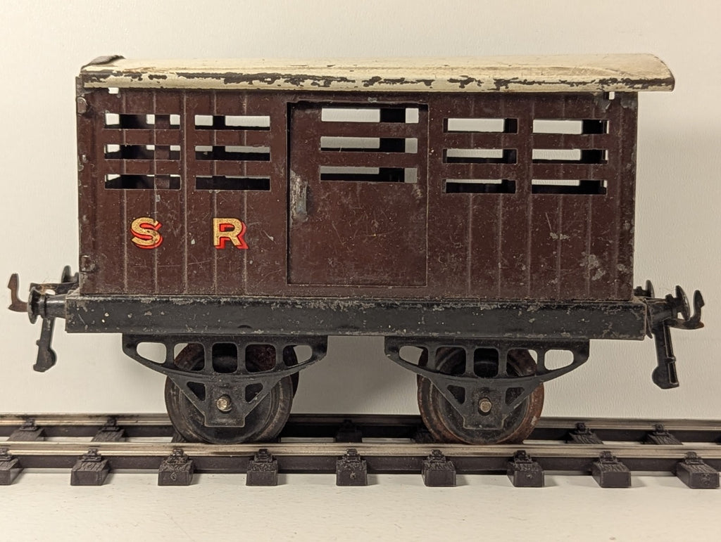 Hornby O Gauge No.2 SR Cattle Wagon - Damaged