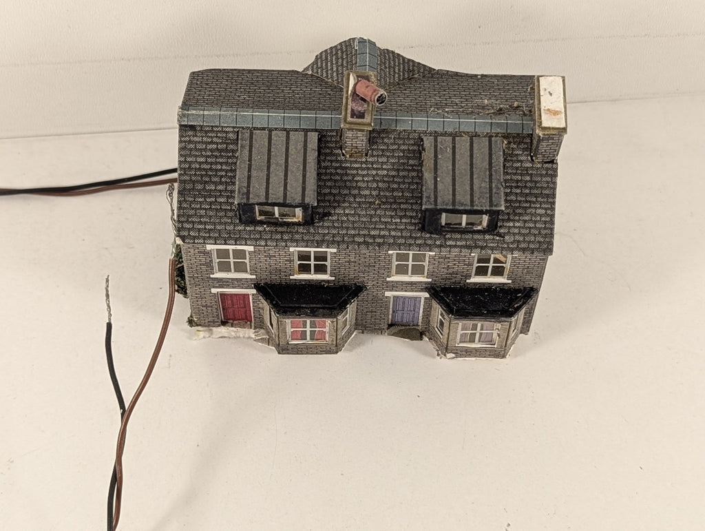 Metcalfe N Gauge stone Town Houses Buildings & Structures With Lights