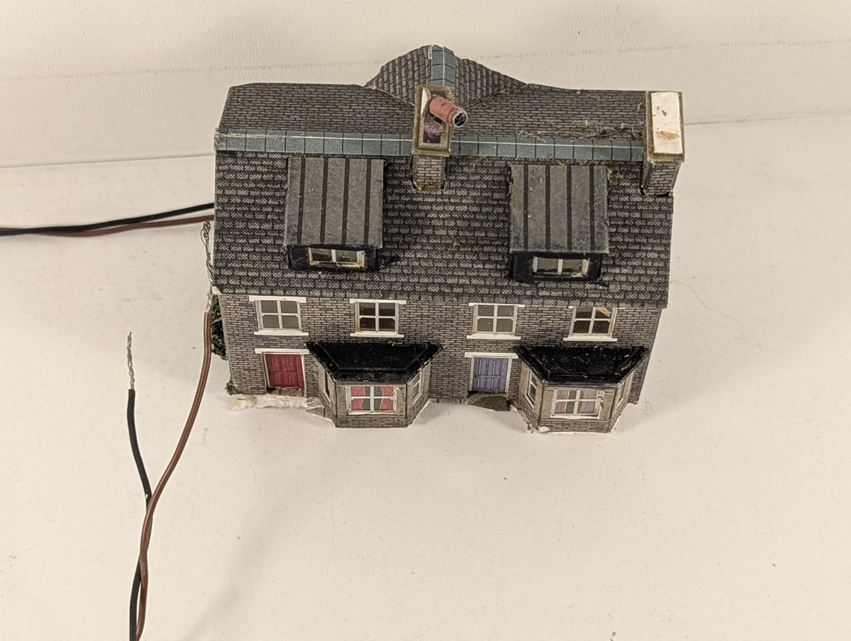 Metcalfe N Gauge stone Town Houses Buildings & Structures With Lights